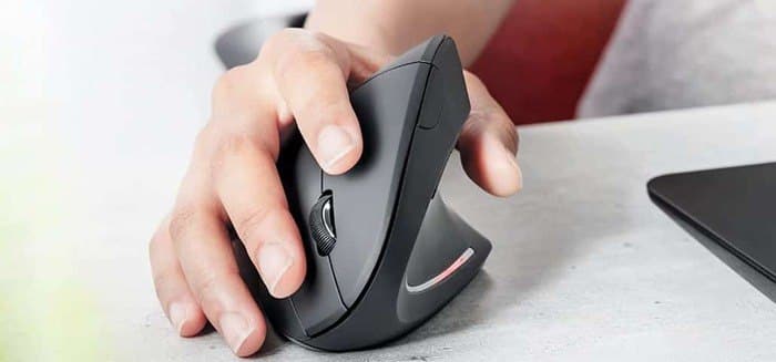 souris ordinateur travail efficace orthopedique